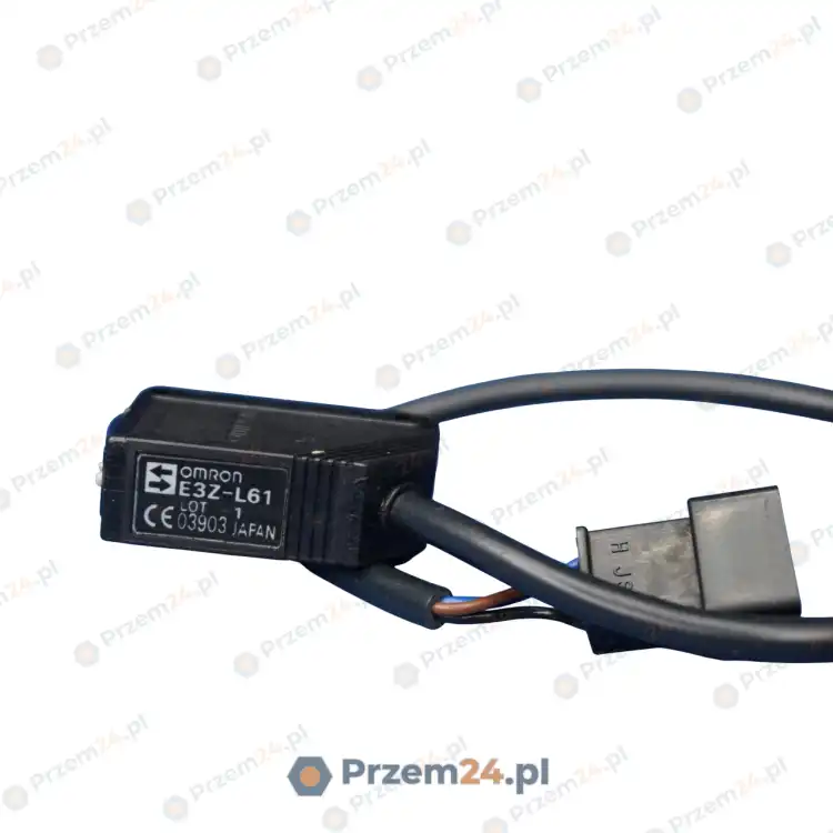 OMRON-E3Z-L61-1-E3ZL611-PHOTOELECTRIC-SWITCH-New-in-box-4