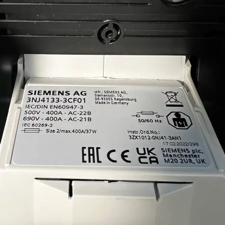 Siemens-3NJ4133-3CF01-In-line-Fuse-Switch-Disconnector-New-in-box-4