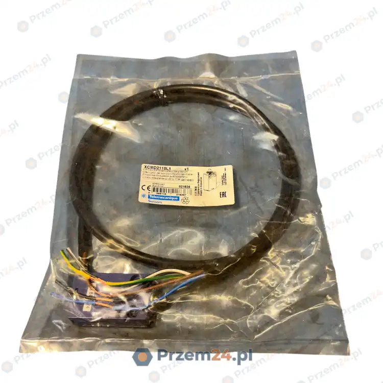 Telemecanique-XCMD2110L1-021836-Limit-Switch-New-in-box