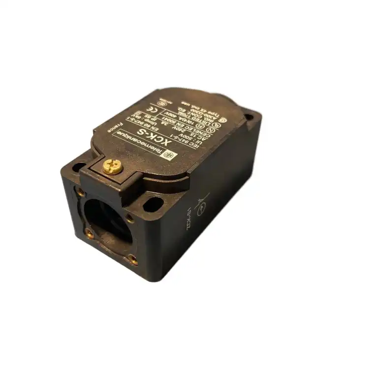 Telemecanique-XCK-S-Limit-switch-New-no-box-3