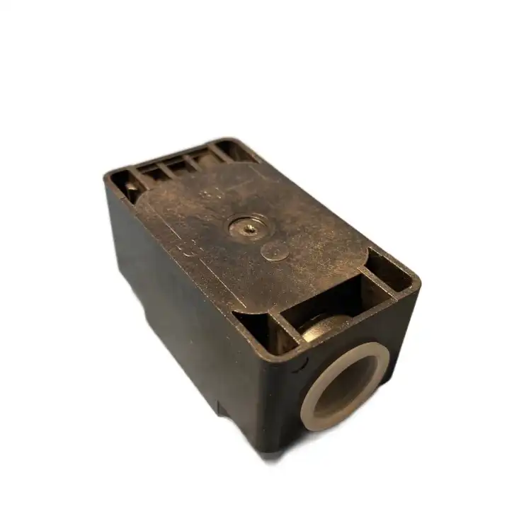 Telemecanique-XCK-S-Limit-switch-New-no-box-8