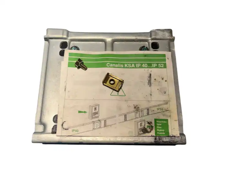 Telemecanique-KSB-25YA4-KSB25YA4-Busbar-Connector-Block-250A-3P+PE-New-8