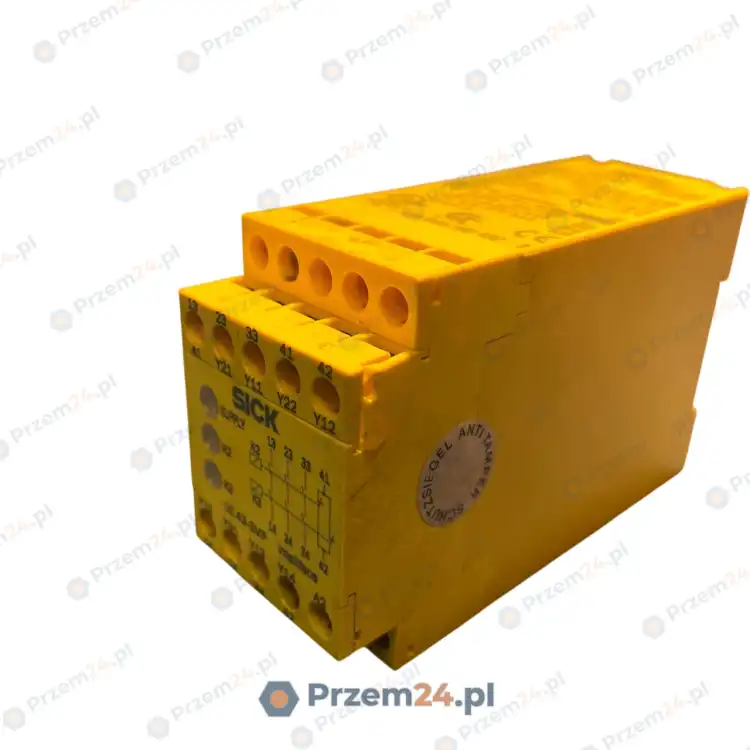 Sick-UE43-3MF2D3-6024897-Safety-Relay-(broken-DIN-rail-mounting-clip)-Used-7