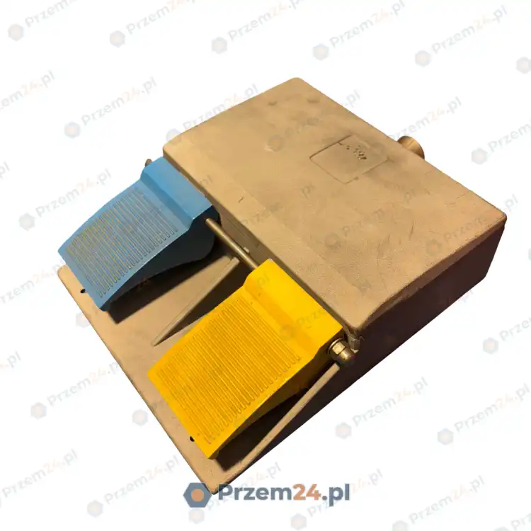 Berchtold-Foot-Switch-Foot-Pedal-Footswitch-for-Electrotome-640-Used-3