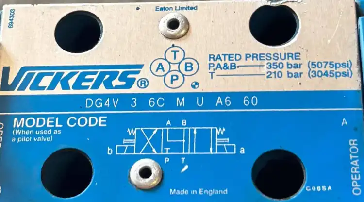 Vickers-DG4V-3-6C-M-U-A6-60-+-DG5S-H8-6C-2-M-U-A6-41-+-DGMFN-3-Y-A2W-B2W41-Valve-5