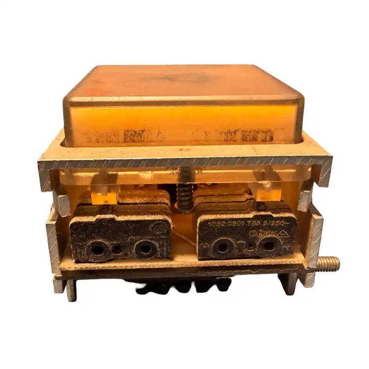 1.698.1-Industrial-control-button-2