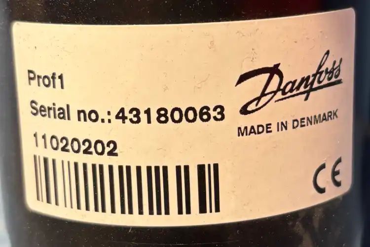 Danfoss-11020202-162F1134-PROF1-XY-STA-S-NNN-TPR1-L-NNPNNNONNNNN-GRNHJoystick-3