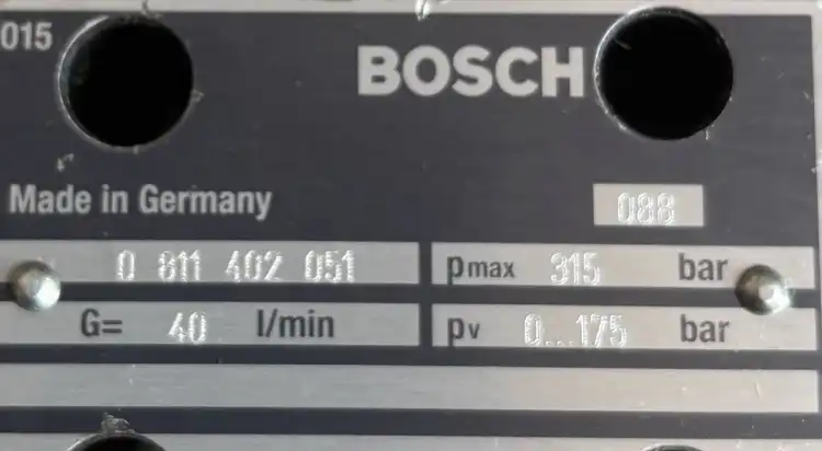 Bosch-Rexroth-0811402051-1835100034-1837001323-Hydraulic-Valve-4