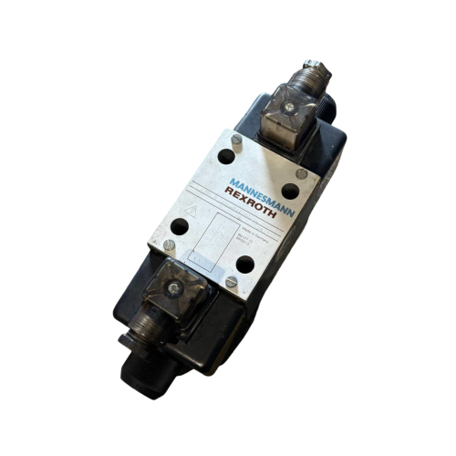 Mannesmann-Rexroth-4-WE-10-J31-CW110N9Z5L-001507-3-Hydraulic-Valve