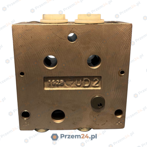 Danfoss-157B6203-155L6620-PVB-Valve-Section-2