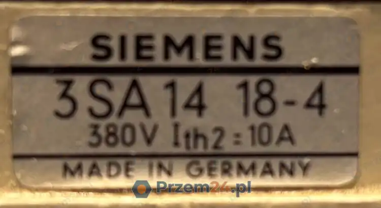 Siemens-3SA14-18-4-E-Stop-Twist-Release-W-Enclosure-380V-10A-4