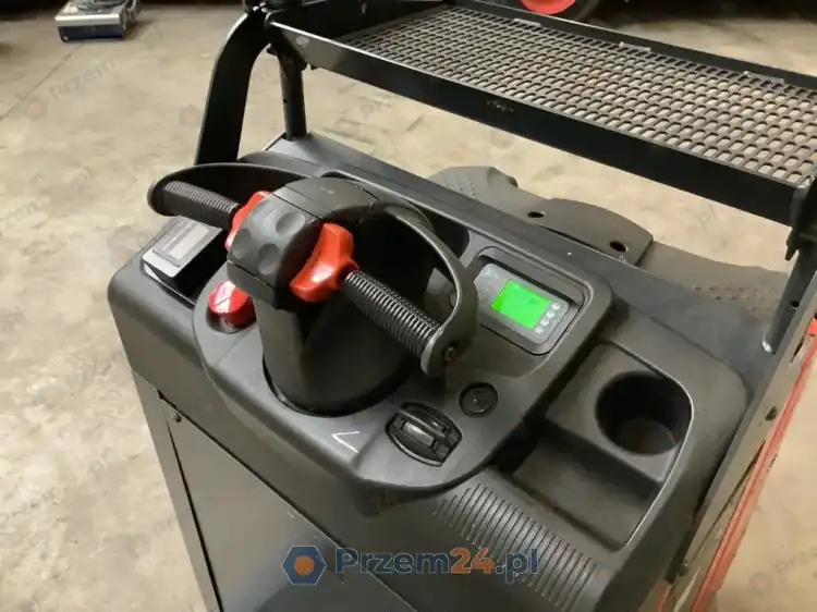 Forklift-komisjoner-for-kompletacji-Linde-V08-01-2018-rok-6