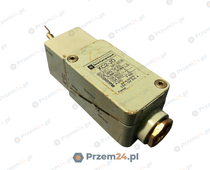 Telemecanique-XC2-JD-ZC2JE70-Limit-Switch-with-Head-Used