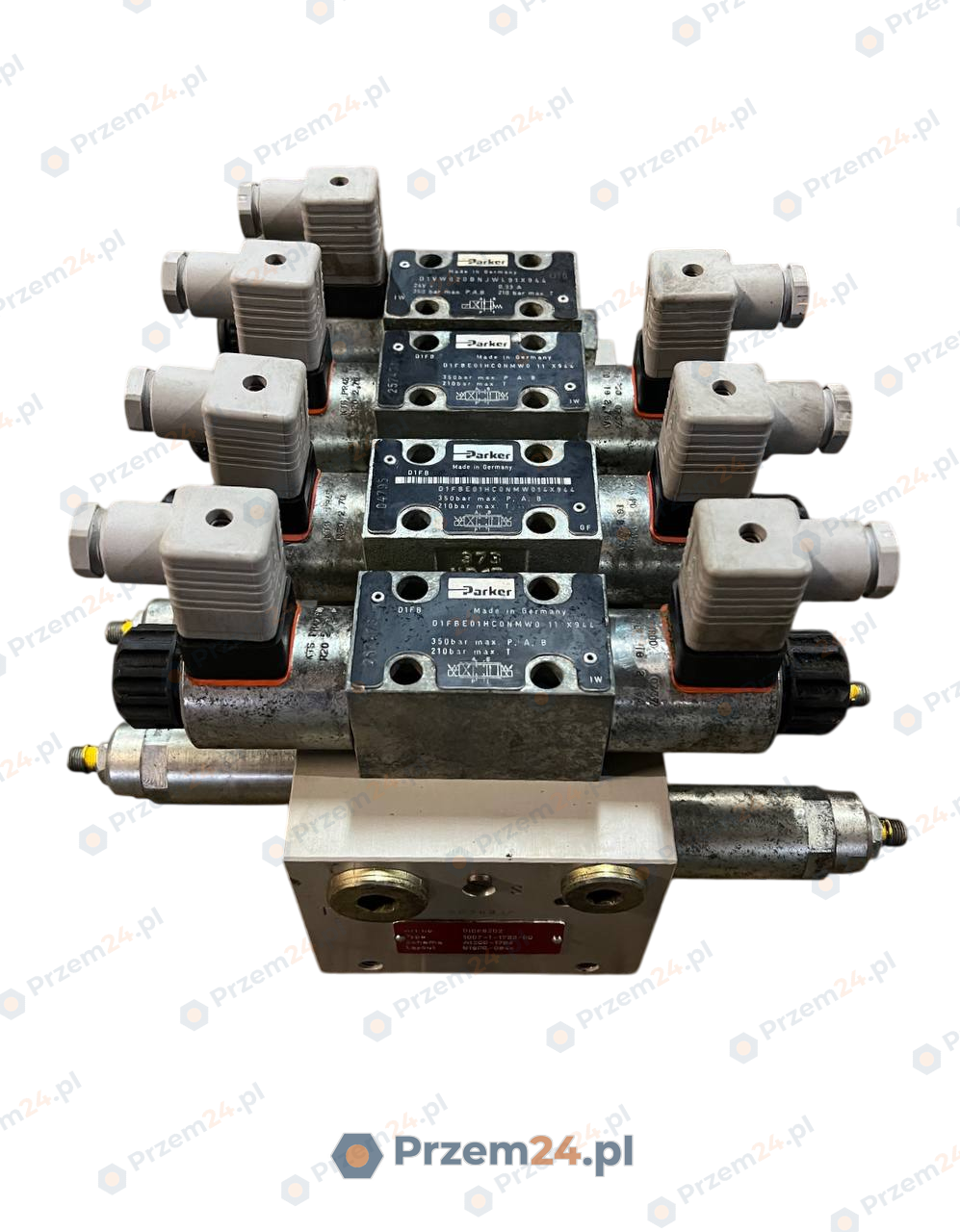 Parker-91688202-(Parker-1007-1-1733-00)-valve-+-Parker-D1FBE01HC0NMW0-11-X944-Valve-+-Parker-D1VW020